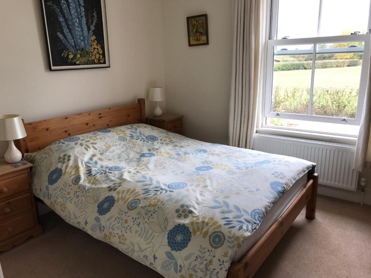 Bed and Breakfast Fair View Marden  Экстерьер фото
