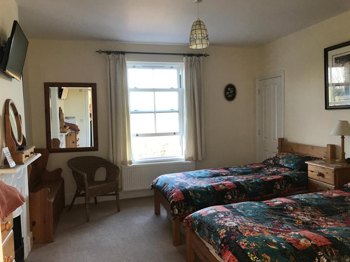 Bed and Breakfast Fair View Marden  Экстерьер фото